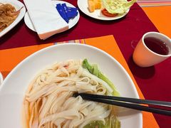 -珠海拱北口岸希尔顿欢朋酒店