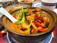 肥肠臭豆腐砂锅-南京大牌档(香港广场店)