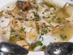 -渔语鱼酸菜鱼新川菜(来福士店)