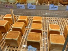 -崎本的店·专业酵种吐司(无锡万象汇店)