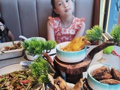 -佬太公海鸭·海鲜大排档(上海总店)