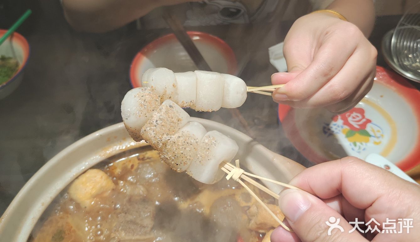 夫子庙附近不可错过的牛腩煲‼️每口肉都是享受