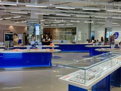 -优购镜仓(黄岛吾悦店)