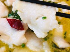 酸菜鱼片-東城故事·尋找姆媽的味道(玉兰路店)