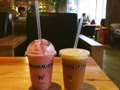 -Who乎coffee&bar