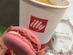 -ladurée(戴高乐机场T 2F店)