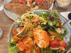 虾仁牛油果沙拉-RAC BAR(安福路店)
