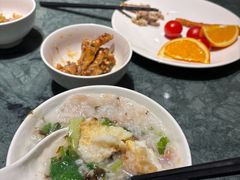 -府上酒店(广州火车站越秀公园地铁站店)