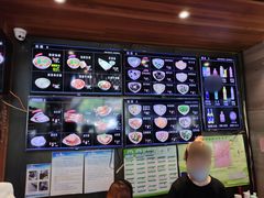 -亮亮面馆(经六路店)