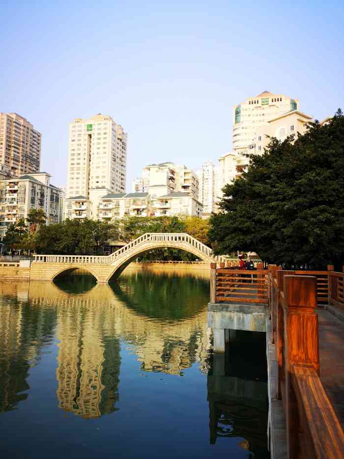 43人赞虾米小窝窝2020年11月24日打分松柏公园,87边72是松柏的各