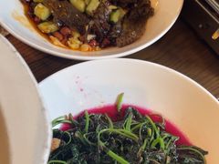 -黄泥岗·地道湖北菜(奥特莱斯店)