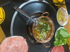 -银同牦牛肉火锅