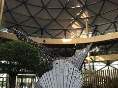 -上海滴水湖皇冠假日酒店