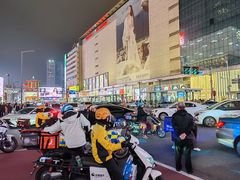 -黄兴南路步行商业街