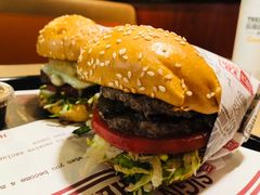 -The Habit Burger Grill 哈比特汉堡(复兴soho店)