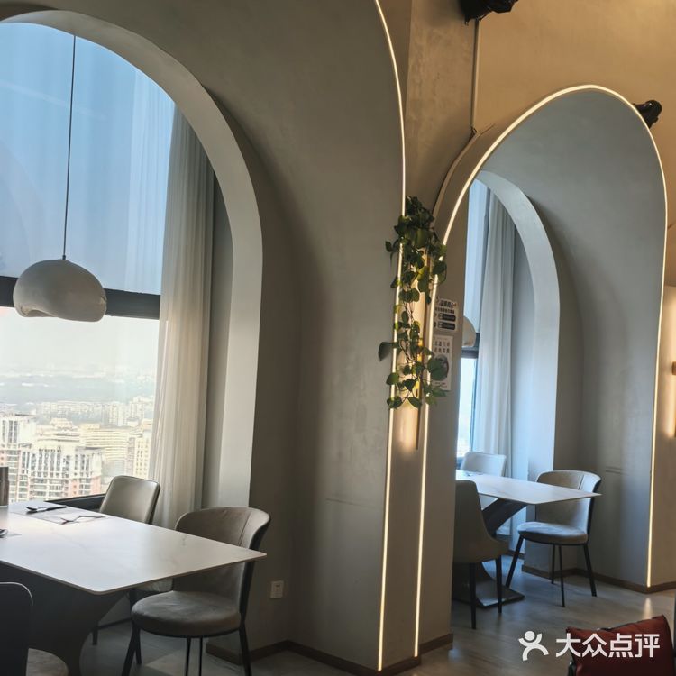 藏在方庄的云端美味|39号牛排+自助观景餐厅