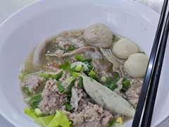 -榮泰米粉湯(Left Shop)