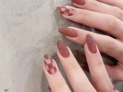 -悦指间美甲美睫