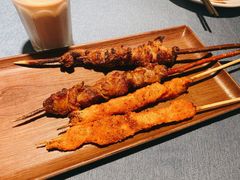 红柳烤肉-清真·卡德尔大叔新疆主题餐厅(龙汇路店)