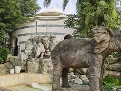 -海口观澜湖火山温泉谷