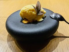 -丽思卡尔顿·炙焰·铁板烧餐厅