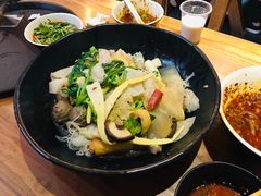 -万记麻辣烫国展总店
