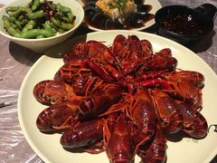 -巴厘龙虾·榜首油焖大虾(音乐学院·沿江酒馆店)