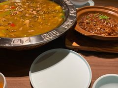 -有红鸡毛店·川菜(建设路店)