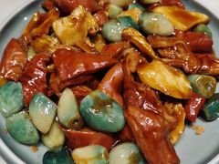 腊八蒜炒肥肠-小吊梨汤·北京菜·烤鸭(华润万象城店)