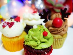 圣诞奇遇迷你12个装杯蛋糕礼盒-派悦坊·甜品·蛋糕(日坛店)