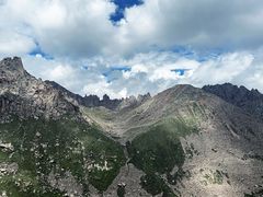 -莲宝叶则景区