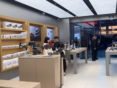 -DJI大疆(深圳华强北曼哈授权体验店)