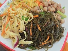 -70後铁锅炖(坡博总店)