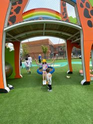 -季高兔窝窝亲子园(上海薰衣草公园店)