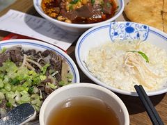 -肖四女乐山跷脚牛肉(南汇大学城生活广场店)