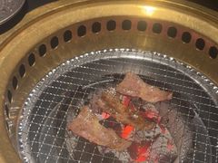-山川小町·极番烧肉(新地假日广场店)