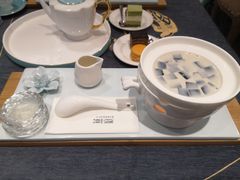 -燕庭·纯燕窝·甜品下午茶(南京西路店)