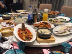 -荷塘秋月·本帮江浙菜(国权路店)