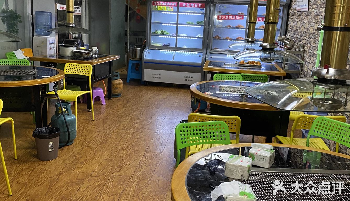 成都探店👉69元吃到撑的西昌烤肉📍