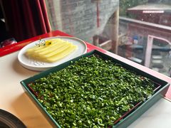 韭香牛肉-小龙翻大江文化火锅(宽窄店)