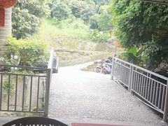 -莲湖山庄