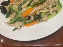 -吴记酱骨炖菜馆(康安路店)