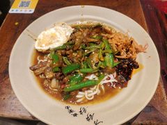 -方铲铲·成都板凳面(滨江银泰店)