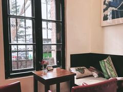 -良友书坊(安徽路店)