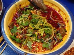 -马路边边火锅串串(观前街店)