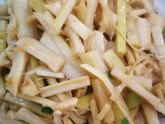 -天乐农家鱼头王(天目湖店)