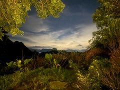 -英德宝晶宫天鹅湖茶语温泉