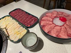 吊龙-牛村来人潮汕牛肉火锅(西单店)