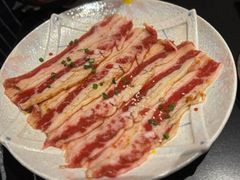 -山川小町·极番烧肉(新地假日广场店)