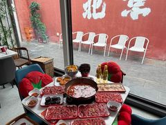 -毛辣果·贵州红酸汤牛肉火锅(西单店)